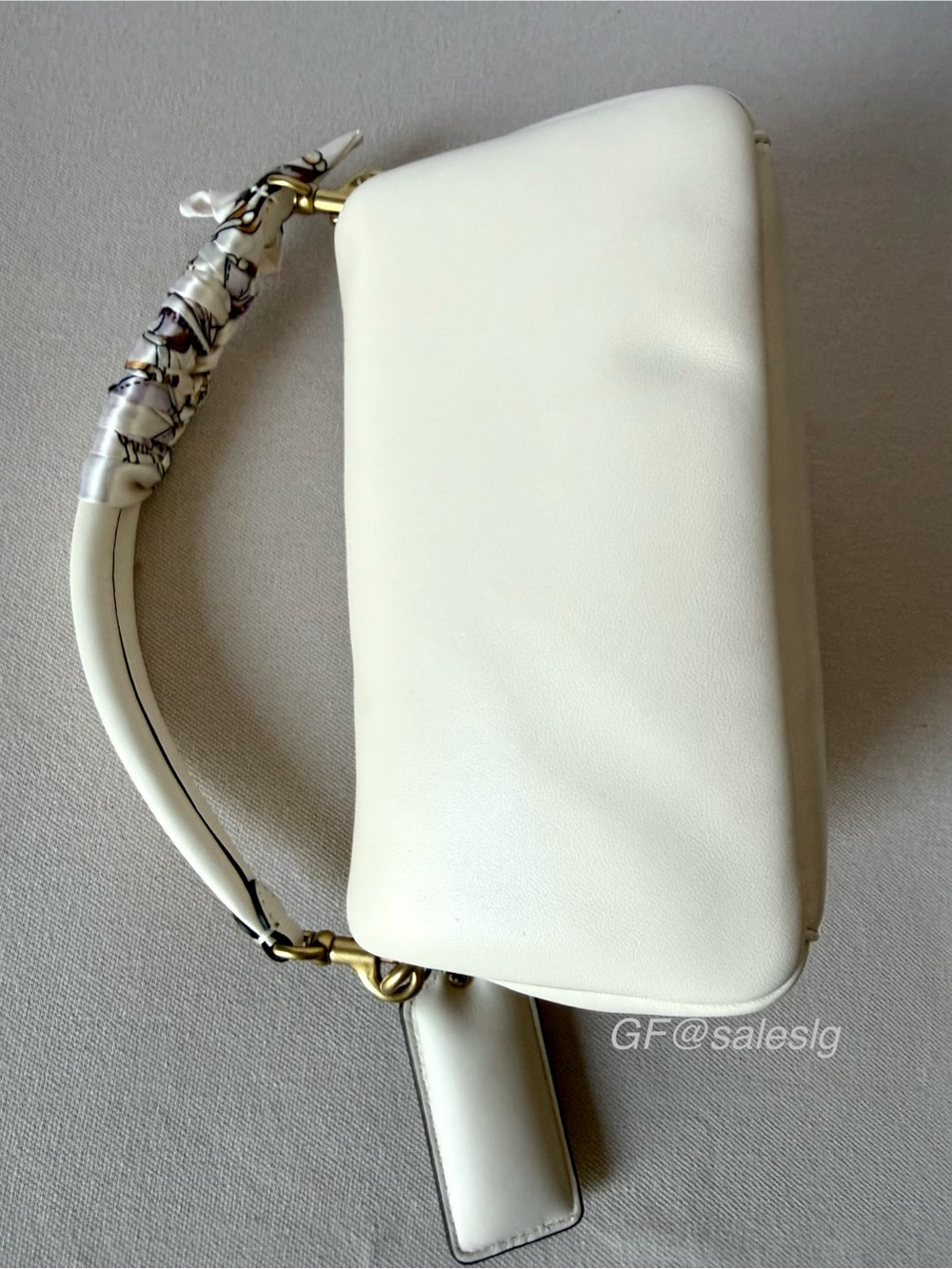 Coach Pillow Tabby 20 Chalk/Gold NWT + Luxury Gift Set Perfect for Mother’s Day - Picture 3 of 14